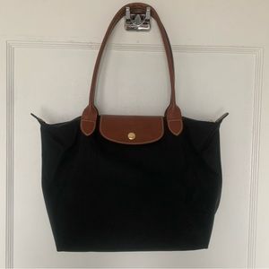 Longchamp Le Pliage Black Medium size